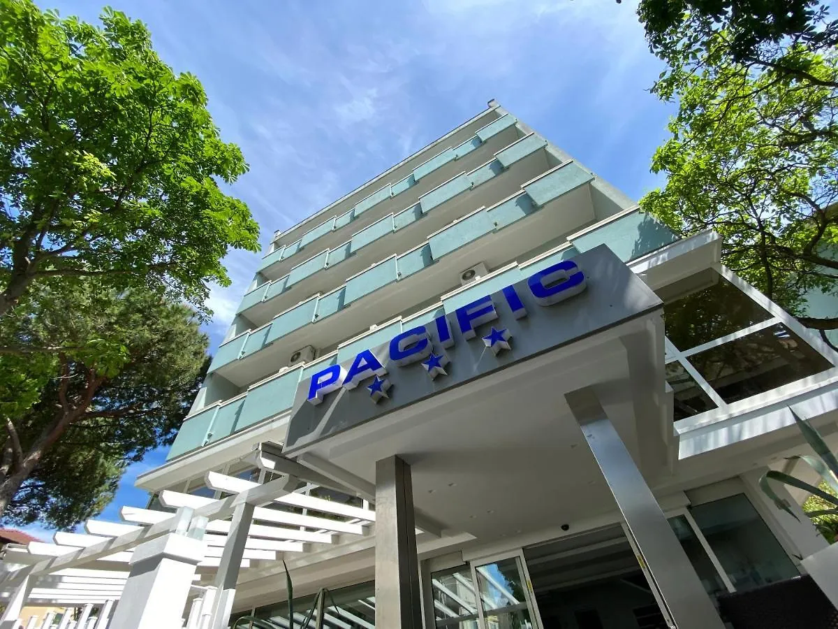 Hotel Pacific Riccione 3*,  Italia