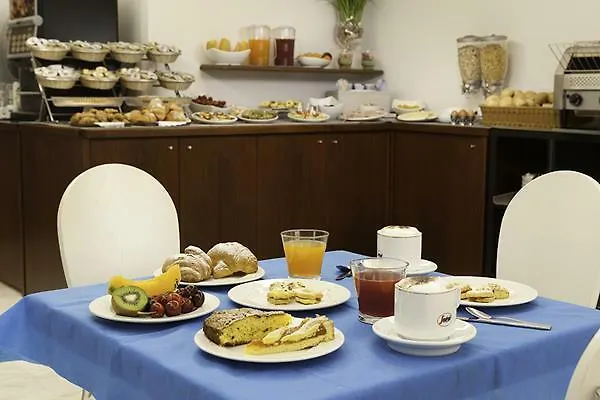 Hotel Pacific Риччоне